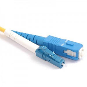 Hybrid patchcord LCPC-SCPC SM Duplex